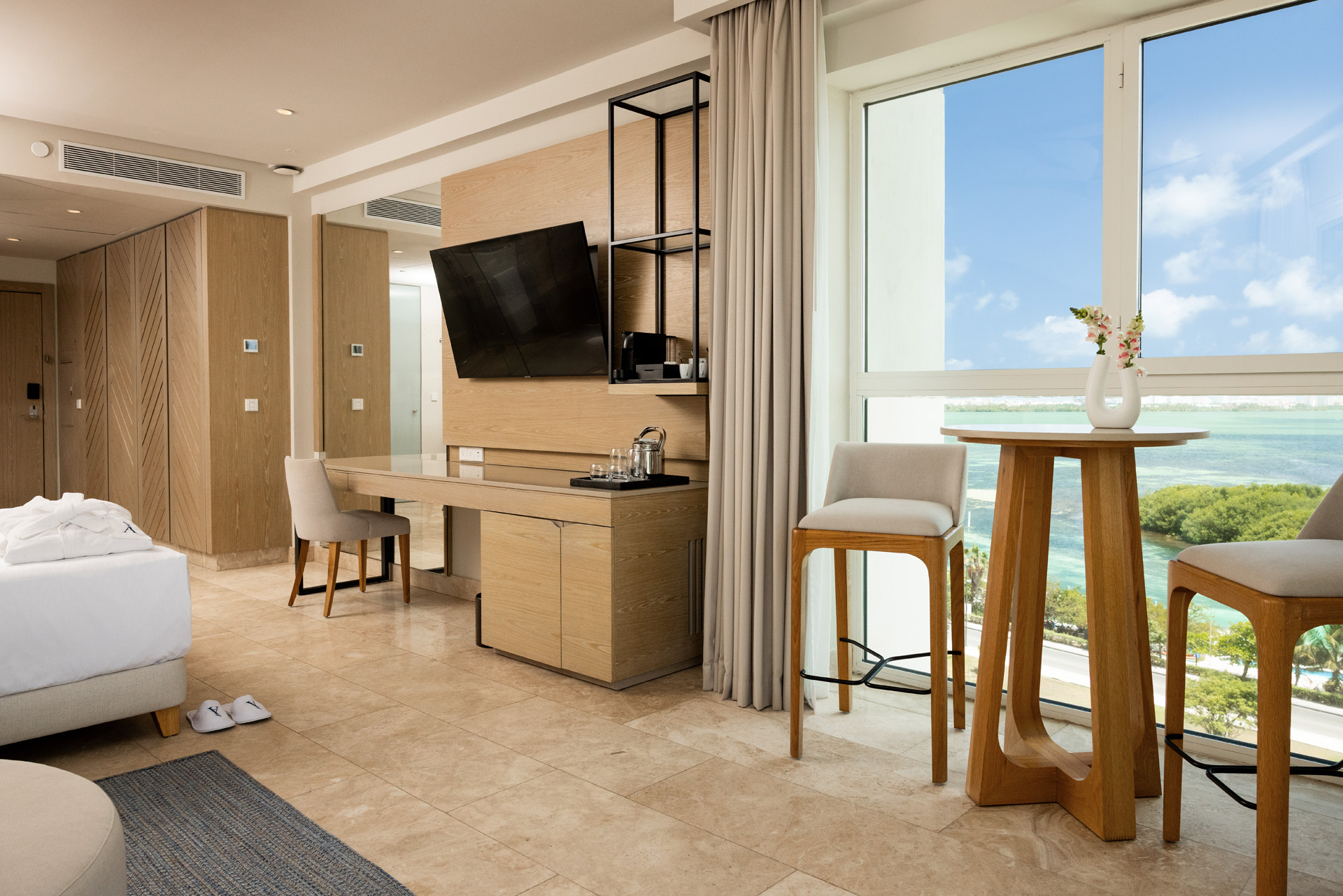 Amàre Cacún Junior Suite with lagoon view
