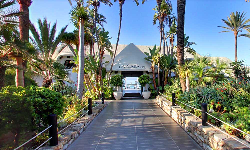 beach clubs in Marbella - La Cabane Beach Club - Image courtesy of La Cabane Beach Club