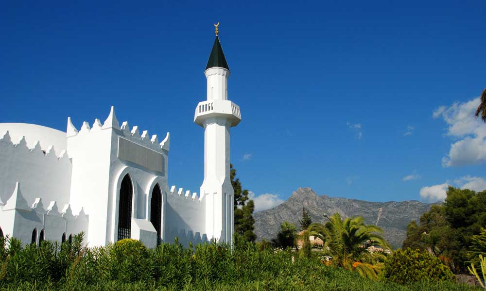 Marbella Kuriositäten - Moschee von König Abdul Aziz al Saud