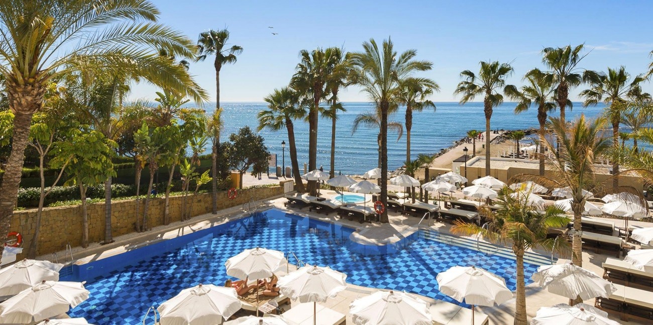 home-amare-marbella-desktop