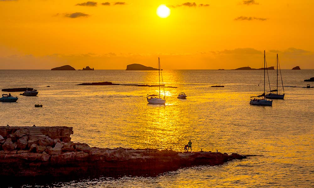 Cala Conta sunset