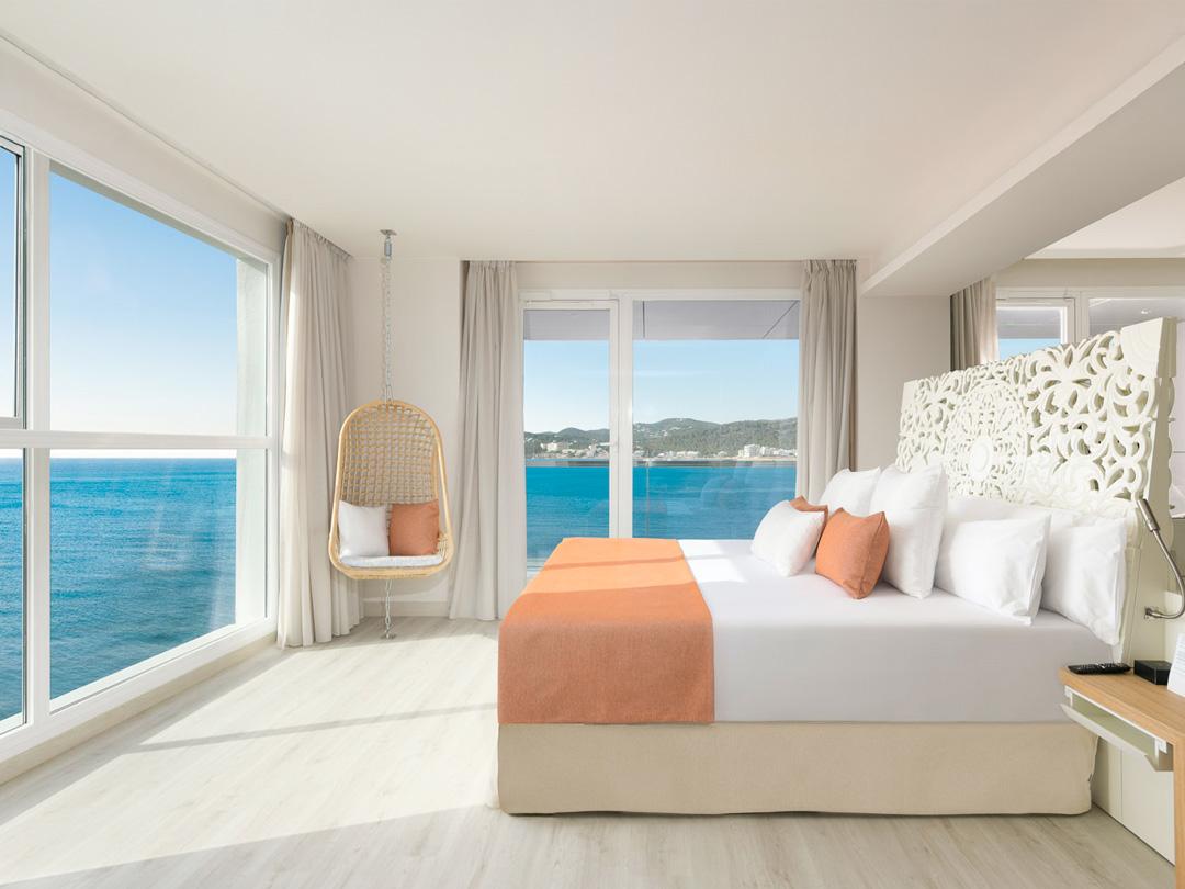 Amàre Beach Hotel Ibiza - bedroom Dolce Vita The One