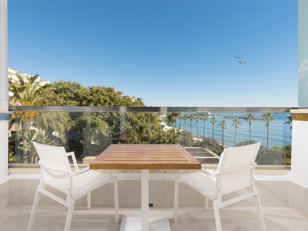Amàre Beach Hotel Marbella - bedroom Keep the Secret