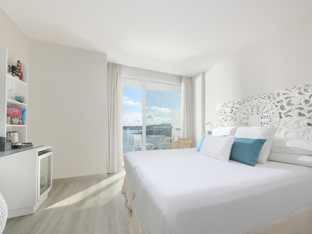 Amàre Beach Hotel Ibiza - bedroom Keep the Secret