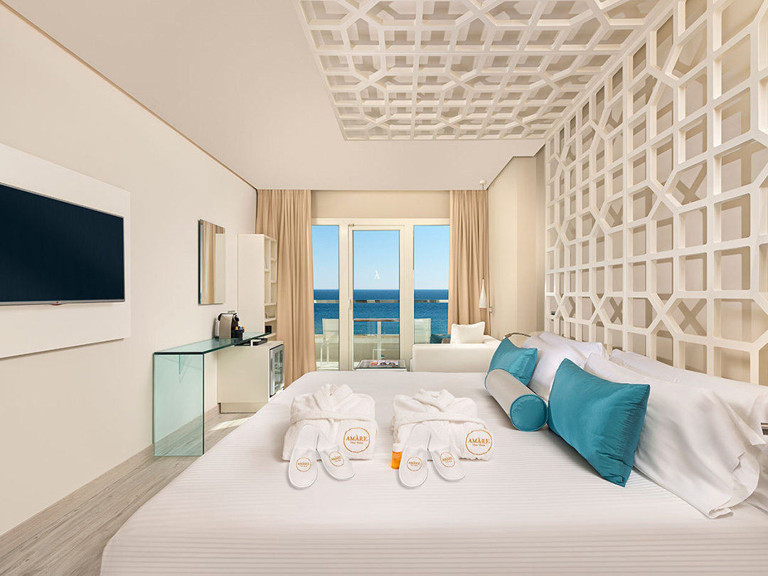 Amàre Beach Hotel Marbella - bedroom Oh La La The One