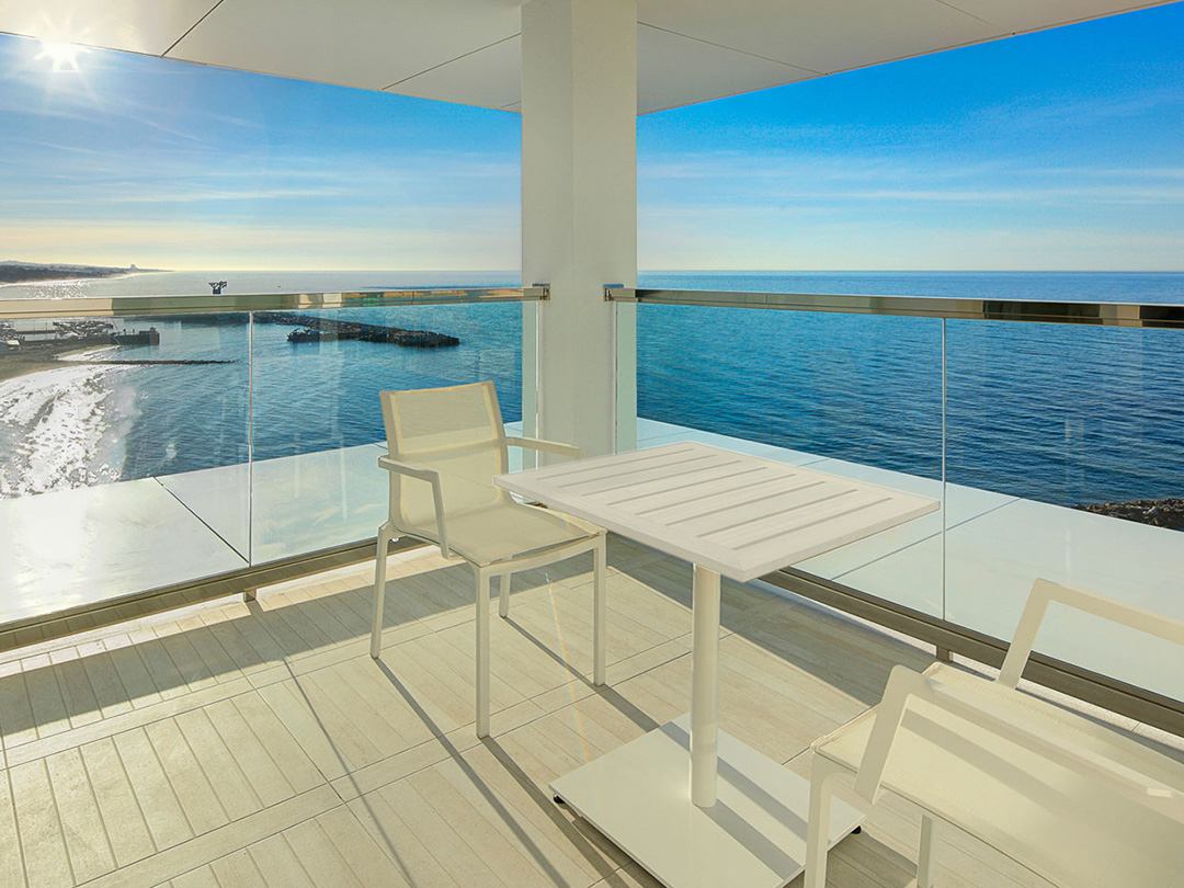 Amàre Beach Hotel Marbella - bedroom Oh La La The One