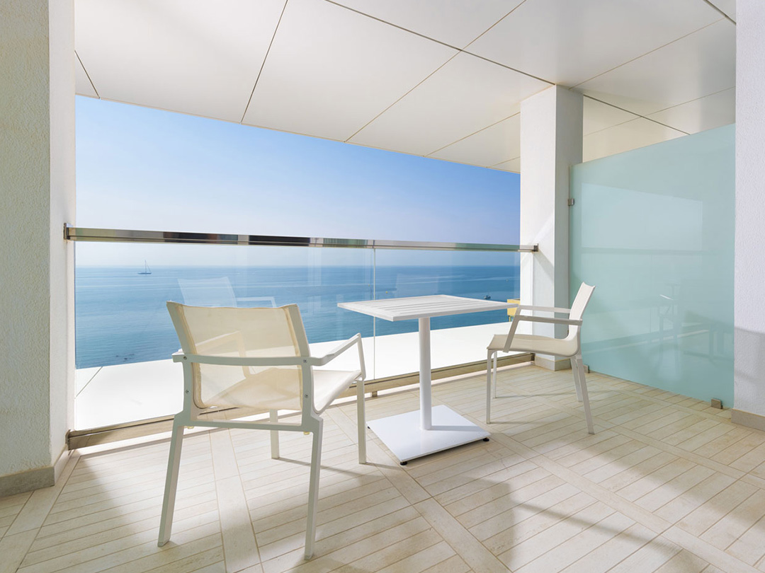 Amàre Beach Hotel Marbella - bedroom Oh La La The One