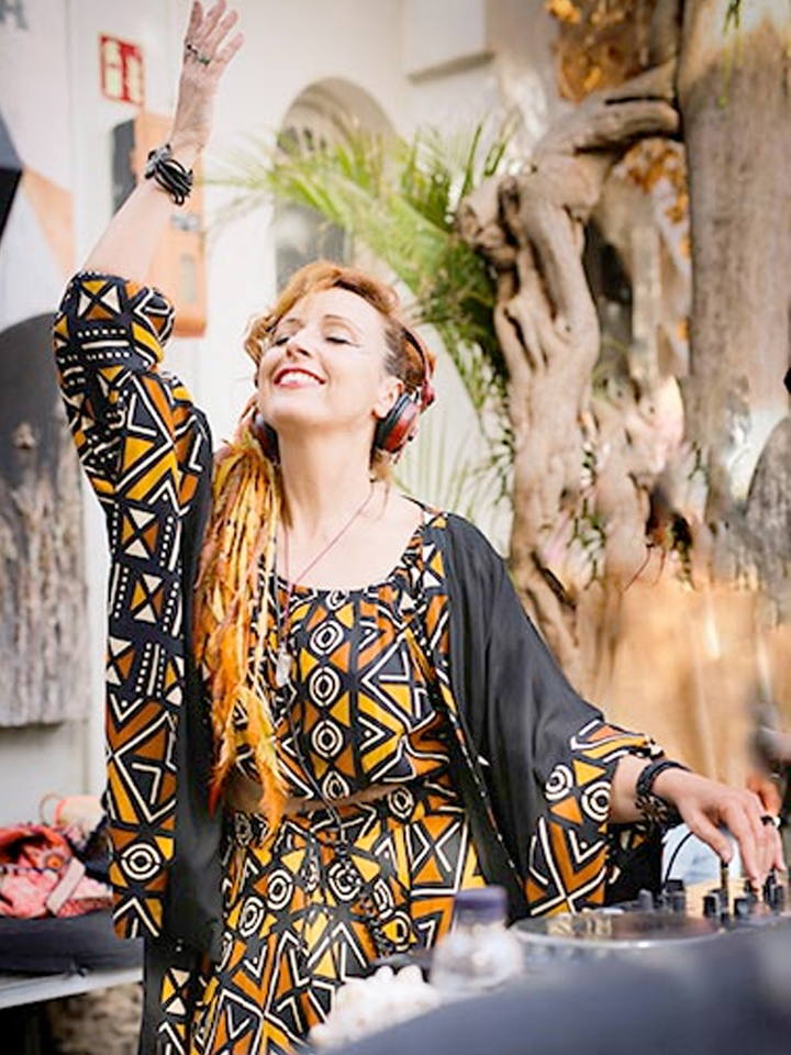 Amàre Music - Dj Neliah Kandisha