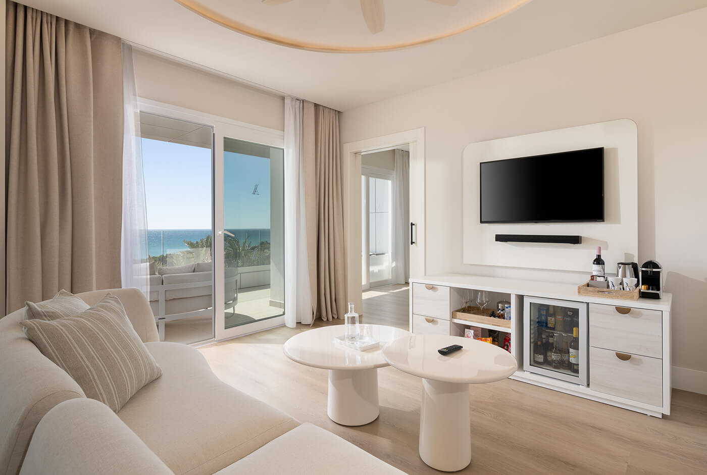 master-suite-the-one-asp-04