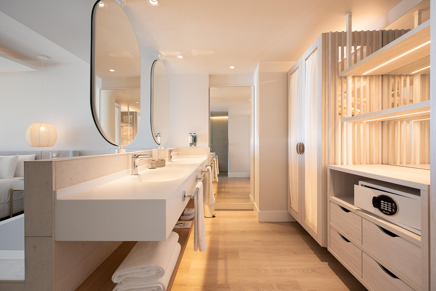 master-suite-the-one-asp-13
